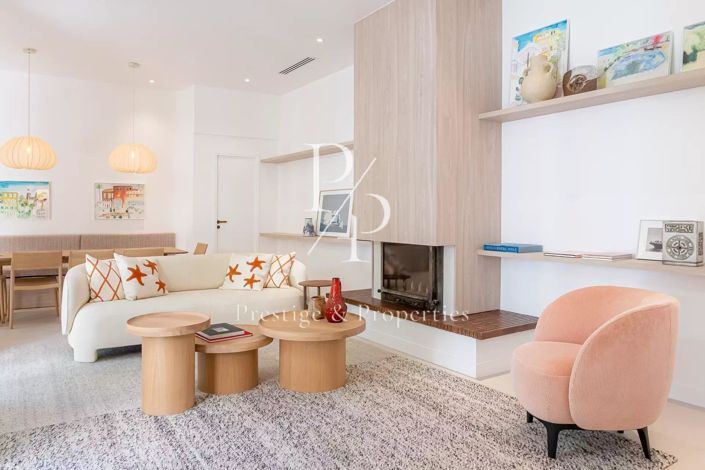 Image No.2-3 Bed House for sale