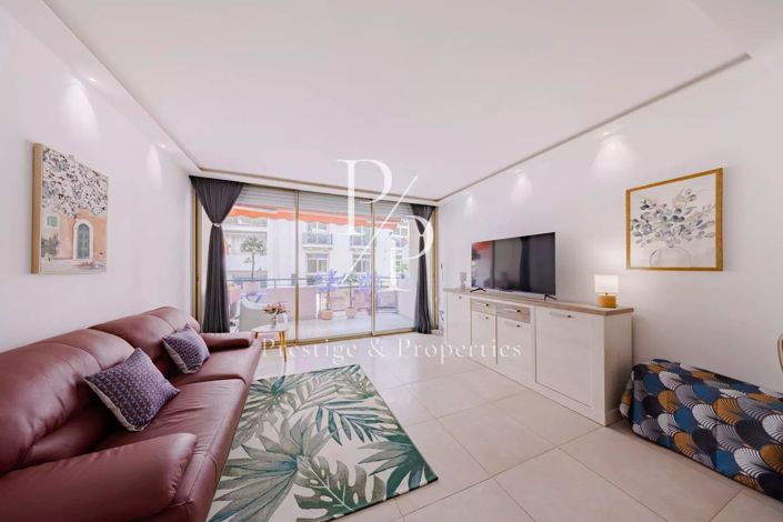Image No.2-Appartement de 1 chambre à vendre à Cannes