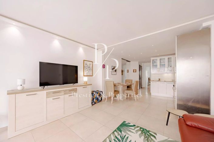 Image No.3-Appartement de 1 chambre à vendre à Cannes