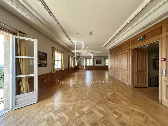 Image No.8-House for sale