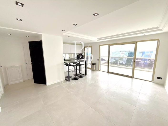 Image No.2-Appartement de 1 chambre à vendre à Cannes