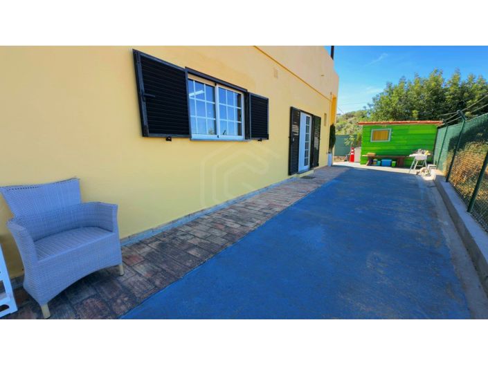 Image No.11-2 Bed House for sale