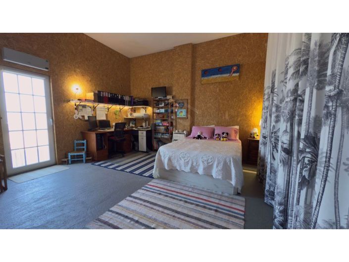 Image No.26-2 Bed House for sale