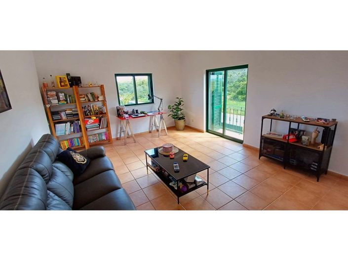 Image No.3-2 Bed House for sale