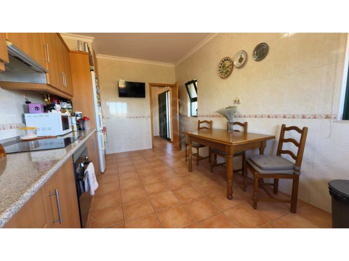 Image No.38-2 Bed House for sale