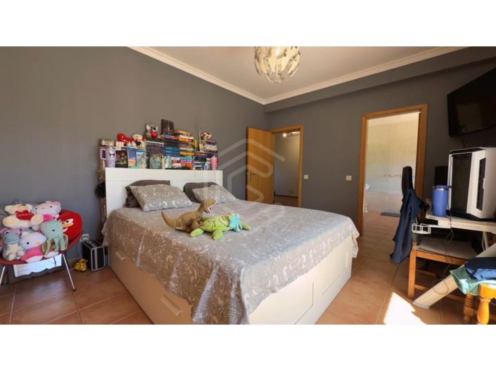 Image No.44-2 Bed House for sale