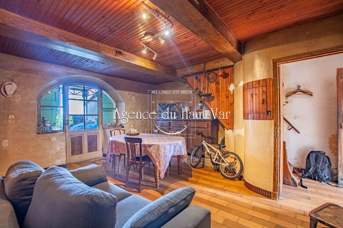 Image No.15-3 Bed House for sale