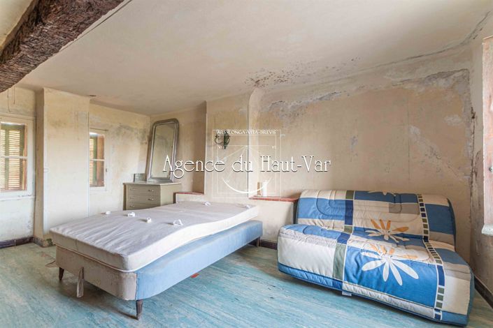 Image No.20-3 Bed House for sale