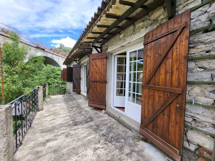 Image No.11-3 Bed House for sale