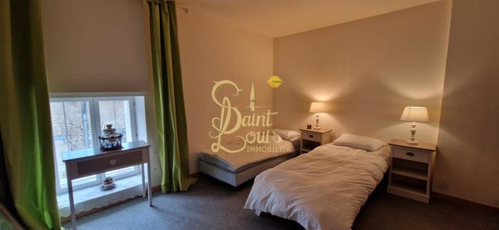 Image No.8-2 Bed House for sale