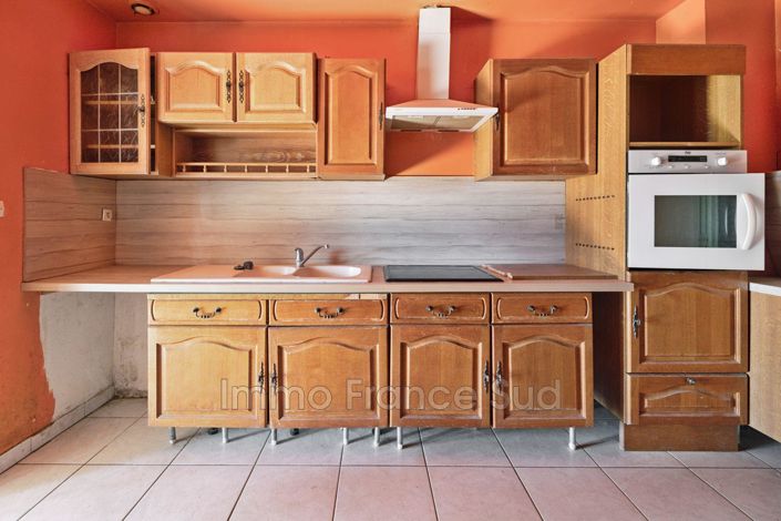 Image No.16-4 Bed House for sale