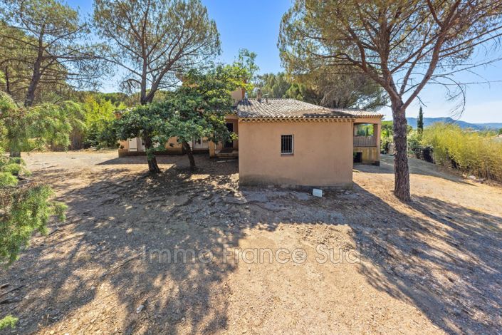 Image No.6-4 Bed House for sale