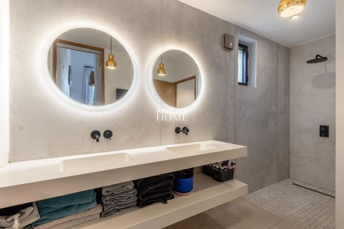 Image No.17-4 Bed House for sale