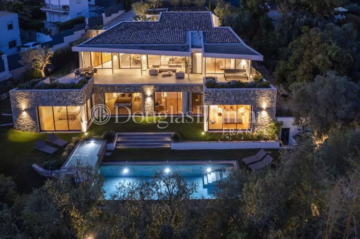 Image No.33-5 Bed House for sale