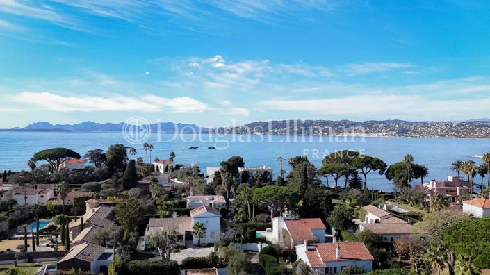 Image No.2-5 Bed House for sale