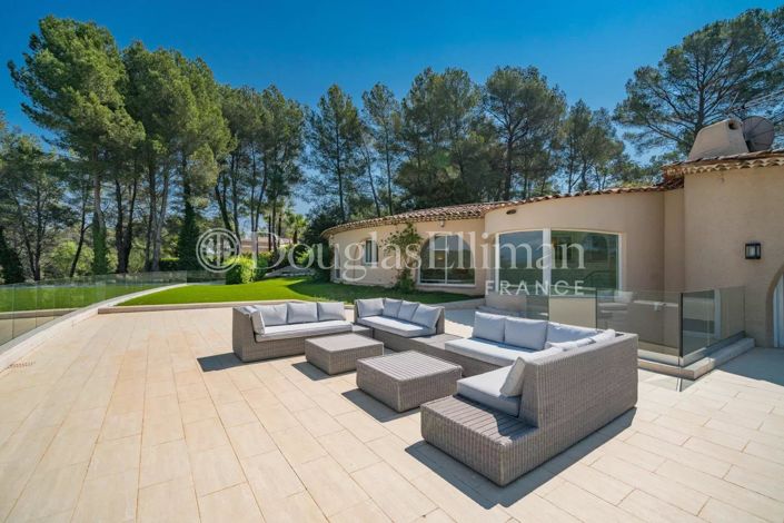 Image No.5-Maison de 8 chambres à vendre à Mouans-Sartoux