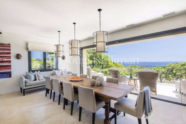 Image No.7-5 Bed House for sale