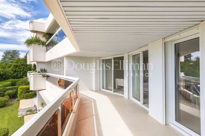 Image No.9-3 Bed Apartment for sale