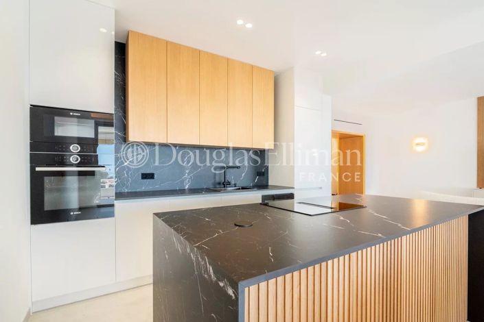 Image No.4-3 Bed Apartment for sale