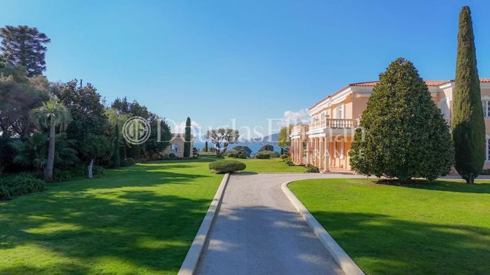 Image No.26-6 Bed House for sale