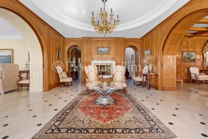 Image No.6-6 Bed House for sale