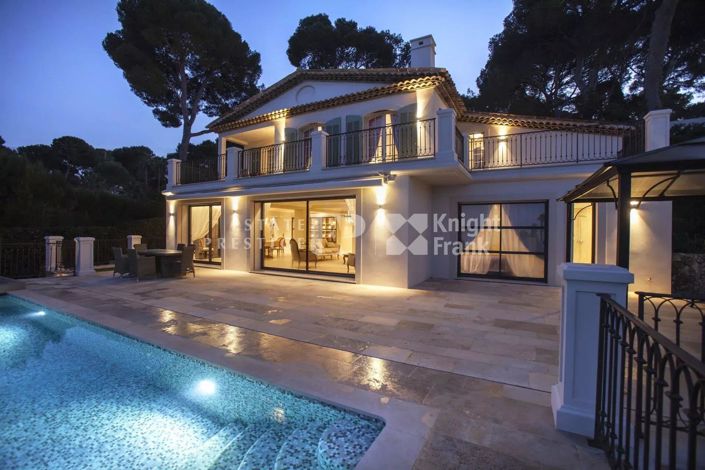 Image No.1-5 Bed House for sale