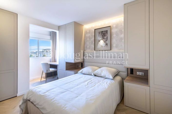 Image No.8-3 Bed Apartment for sale