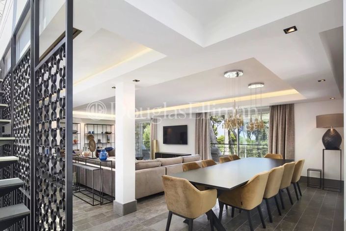 Image No.10-5 Bed House for sale