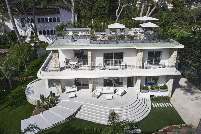 Image No.2-5 Bed House for sale