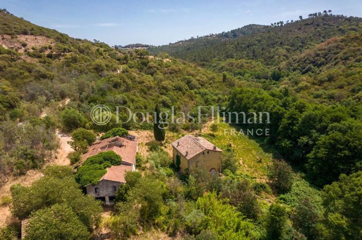 Image No.2-10 Bed House for sale