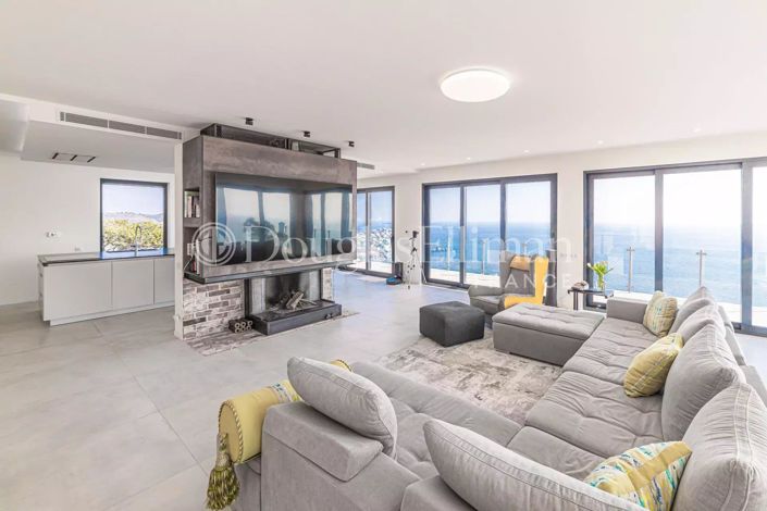 Image No.7-4 Bed House for sale