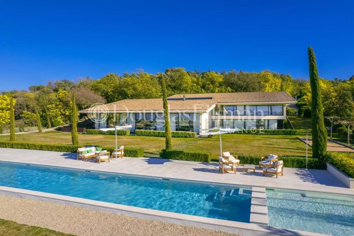 Image No.4-6 Bed House for sale