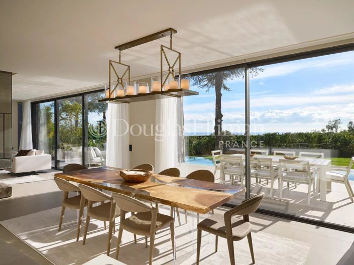 Image No.9-5 Bed House for sale