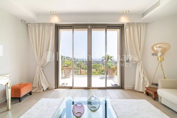 Image No.9-5 Bed House for sale