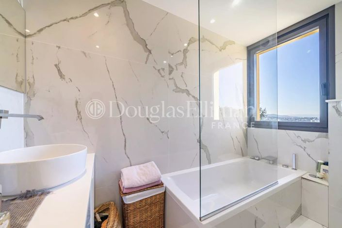 Image No.12-Appartement de 5 chambres à vendre à Cannes