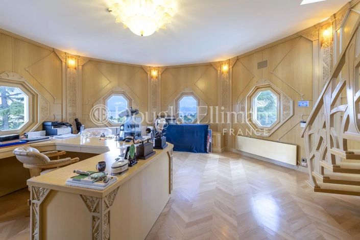 Image No.11-Maison de 13 chambres à vendre à Antibes