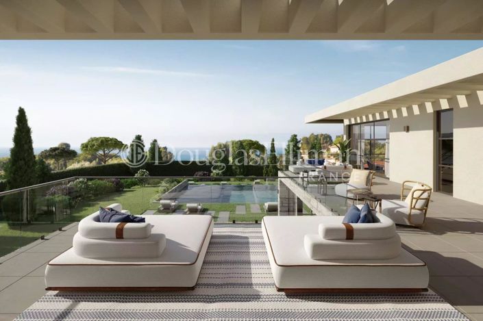 Image No.3-5 Bed House for sale