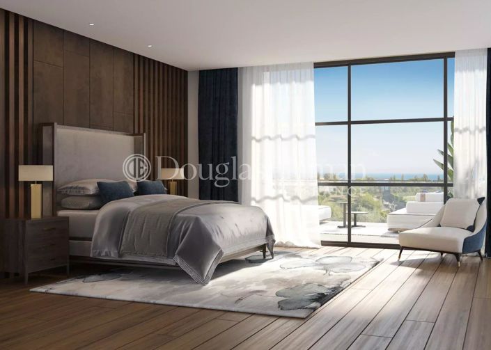 Image No.9-5 Bed House for sale