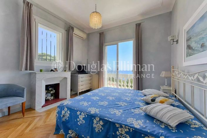 Image No.10-5 Bed House for sale