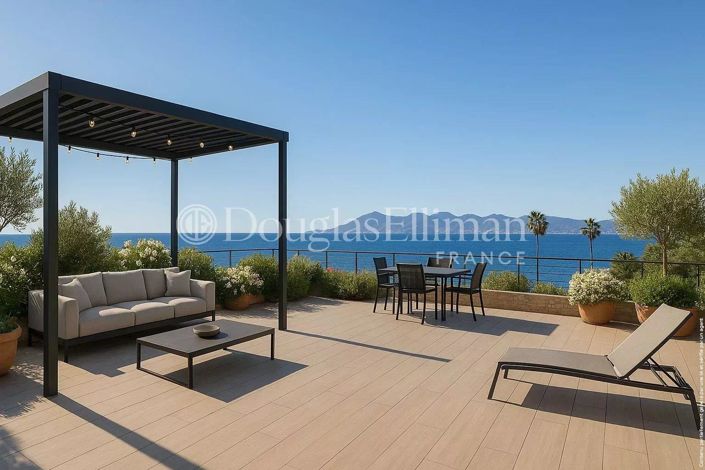 Image No.1-4 Bed Apartment for sale