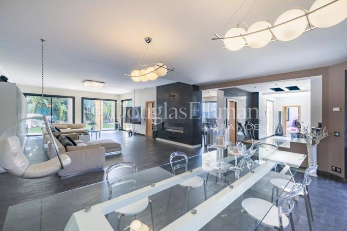 Image No.5-3 Bed House for sale