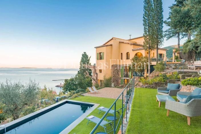 Image No.1-Maison de 7 chambres à vendre à Théoule-sur-Mer