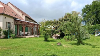 1 - Saint-Angel, House