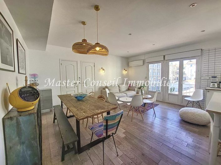 Image No.1-Appartement de 2 chambres à vendre à Cannes