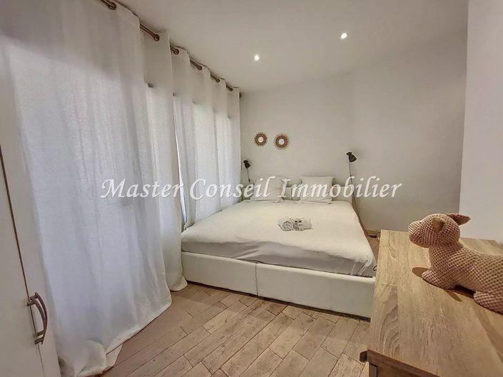 Image No.13-2 Bed Apartment for sale