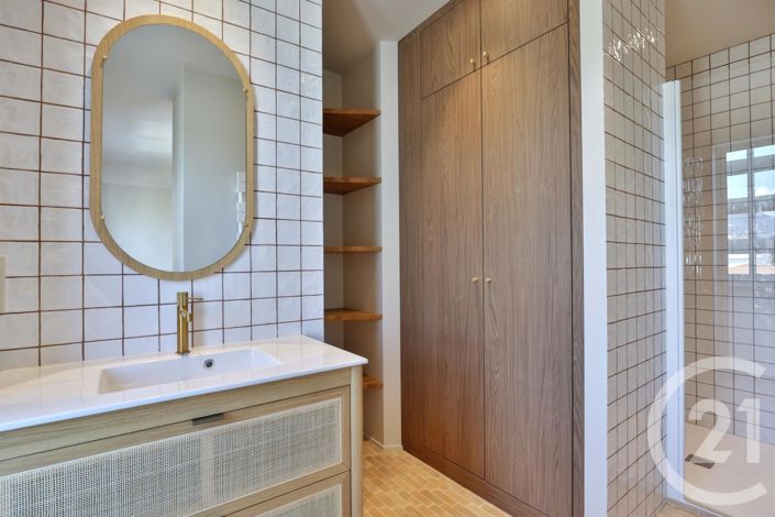 Image No.9-Appartement de 2 chambres à vendre à Nice