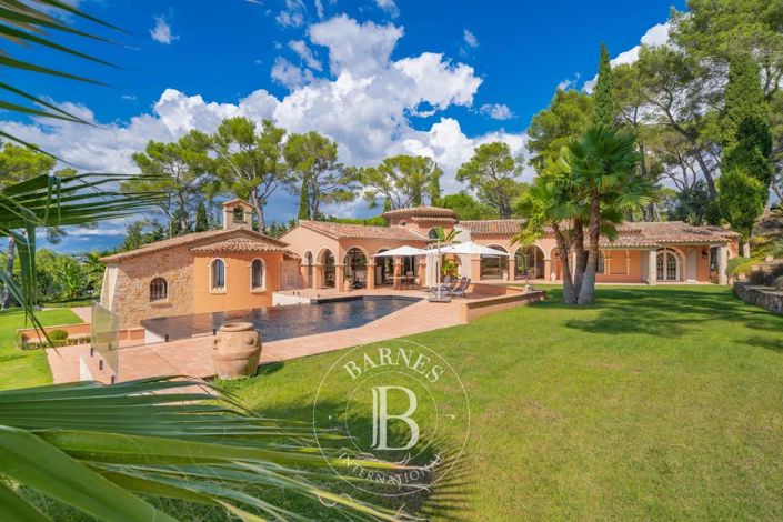 Image No.2-6 Bed House for sale