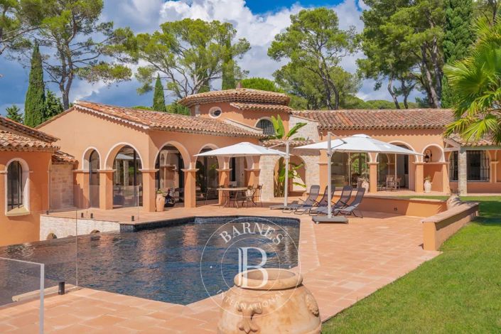 Image No.23-6 Bed House for sale