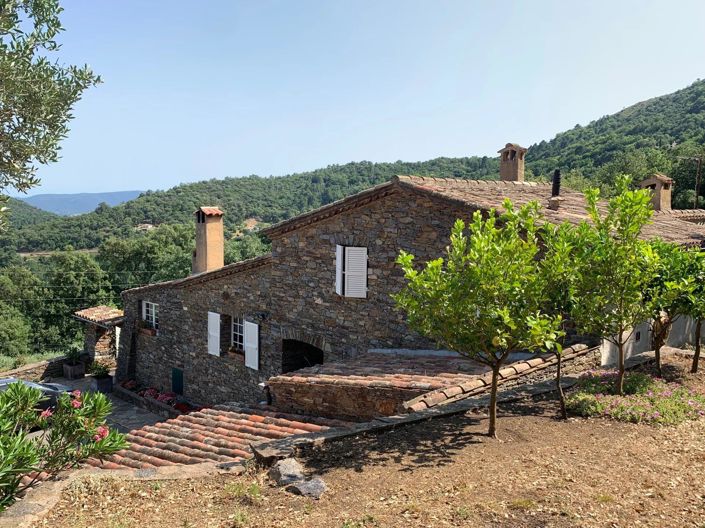 Image No.4-2 Bed House for sale