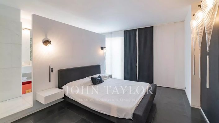 Image No.7-2 Bed Property for sale